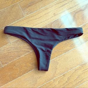 Thong bikini bottom